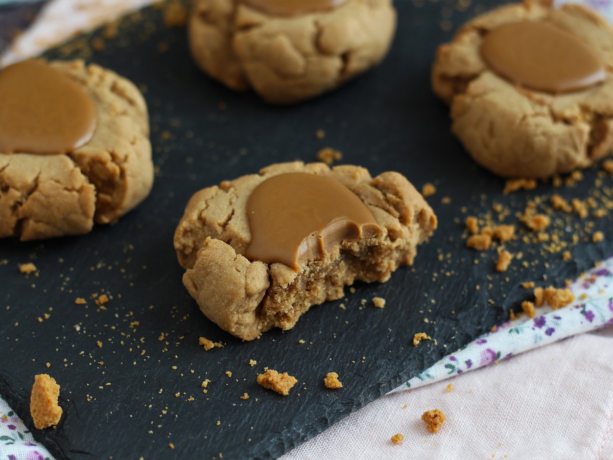 Biscoff speculaas cookies with only 3 ingredients - photo 2