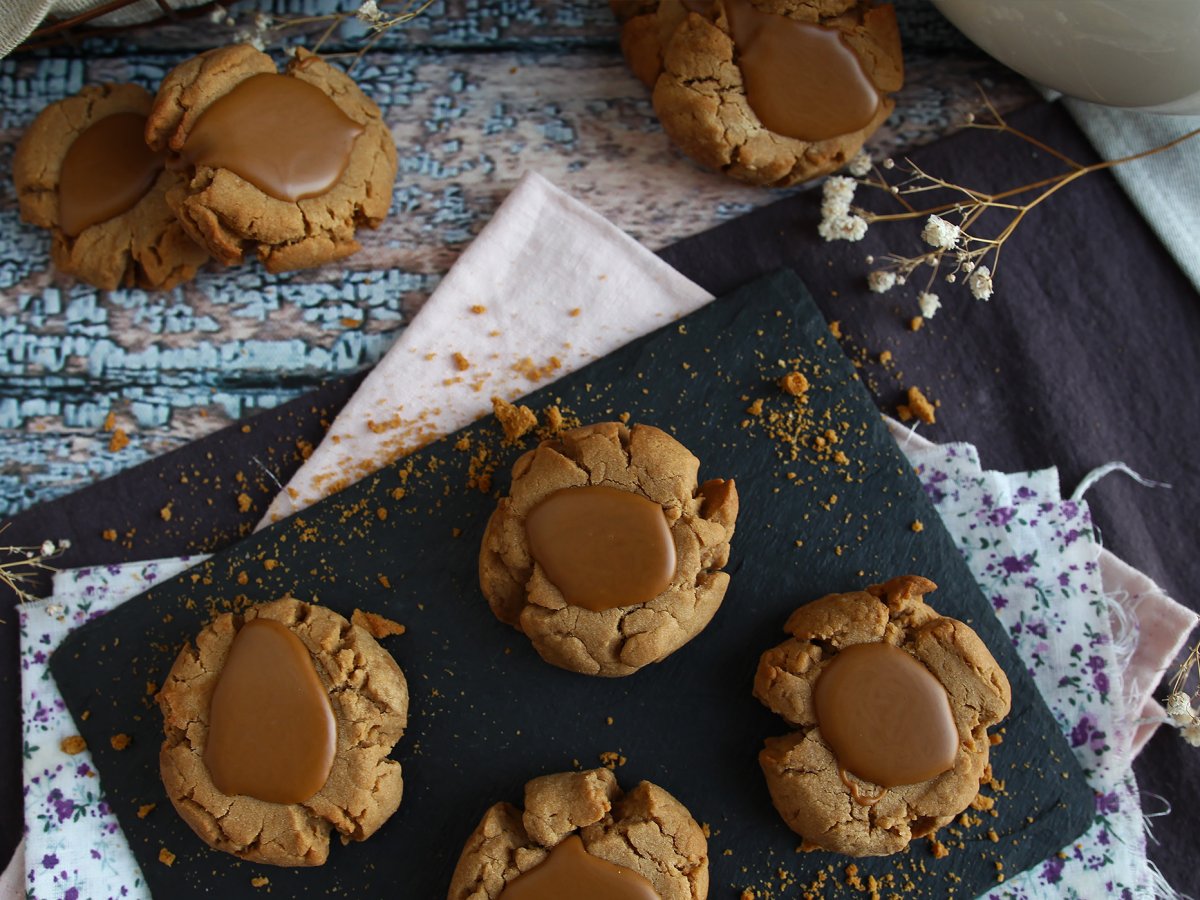 Biscoff speculaas cookies with only 3 ingredients - photo 3