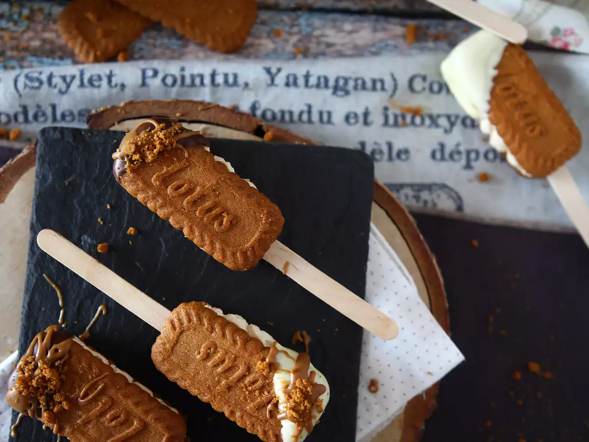 Biscoff Speculoos Ice Cream Sandwiches - photo 3
