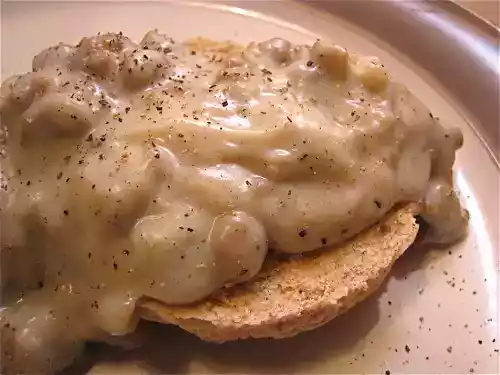 Biscuits and gravy recipe with chicken breakfast sausage
