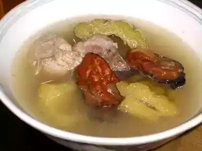 Bitter gourd dried oyster soup recipe