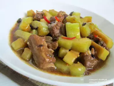 Bitter Gourd with Soft Pork Ribs