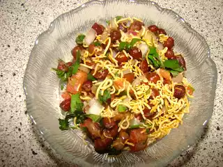 Black chick peas salad recipe (kala chana masala chat)