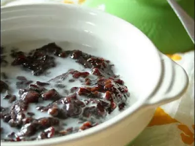 Black Glutinous Rice Sweet Porridge (Bubur Ketan Hitam)
