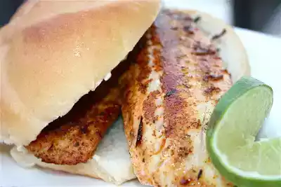 Blackened tilapia sandwich recipe with baked potato chips
