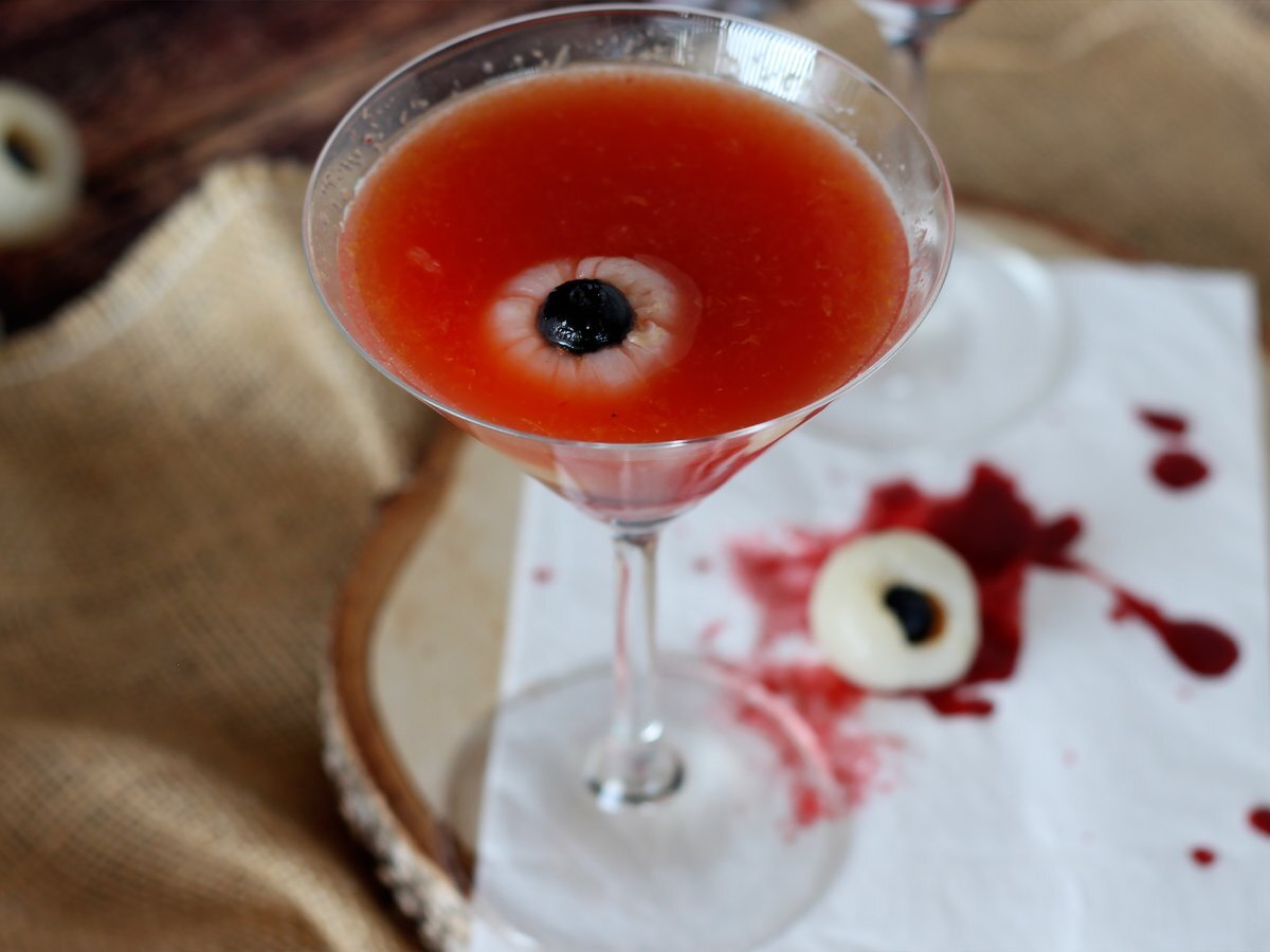 Bloody cocktail for Halloween, to share and without alcohol! - Halloween mocktail - photo 3