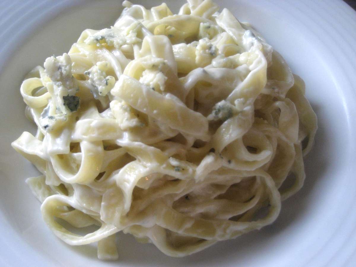 Blue cheese fettuccine, Recipe Petitchef