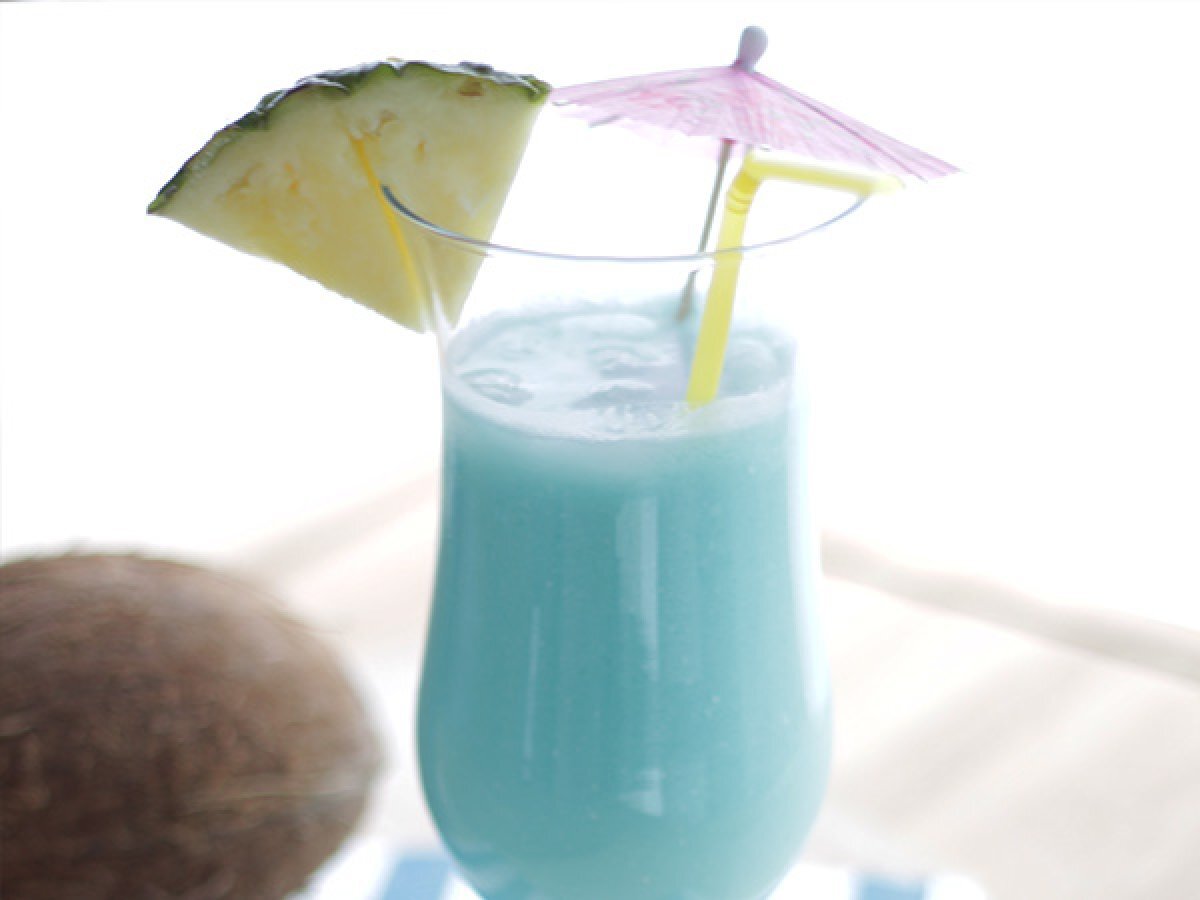 Blue Hawaiian - Video recipe ! - photo 2