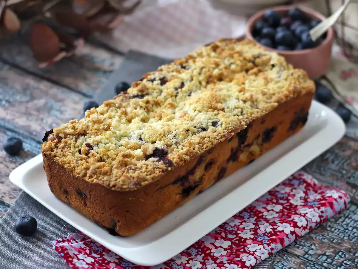 Blueberry crumble cake: the cake that combines fondant, softness and crunch! - photo 2