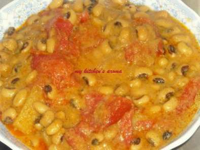 Bobbarlu Kurma/Black-Eyed Beans Curry