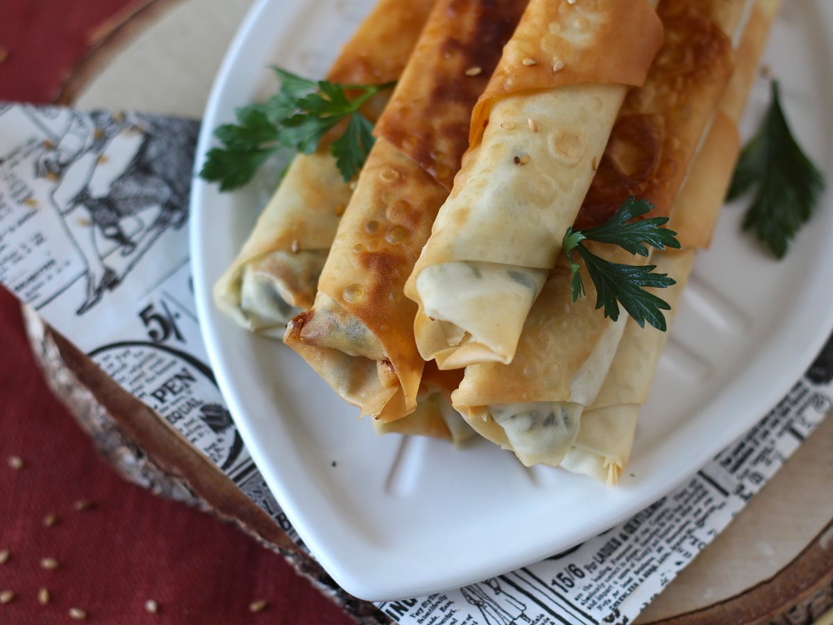 Börek, Turkish bricks with feta and parsley - photo 6