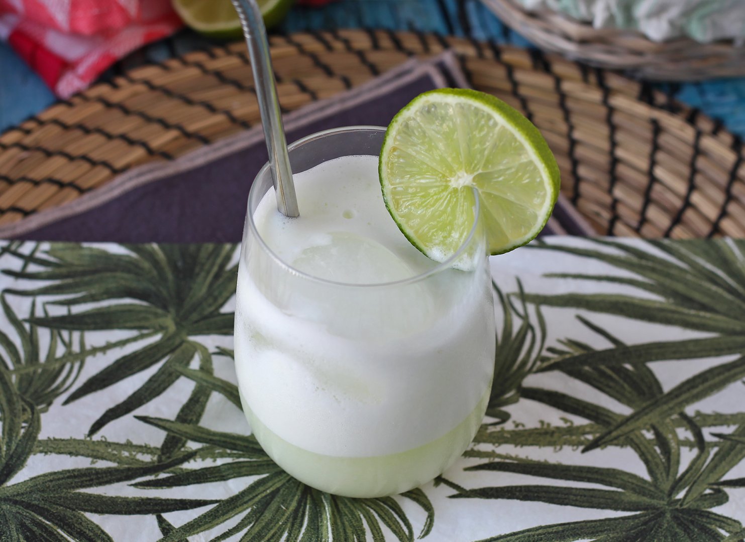 Brazilian lemonade with lime and condensed milk Recipe Petitchef