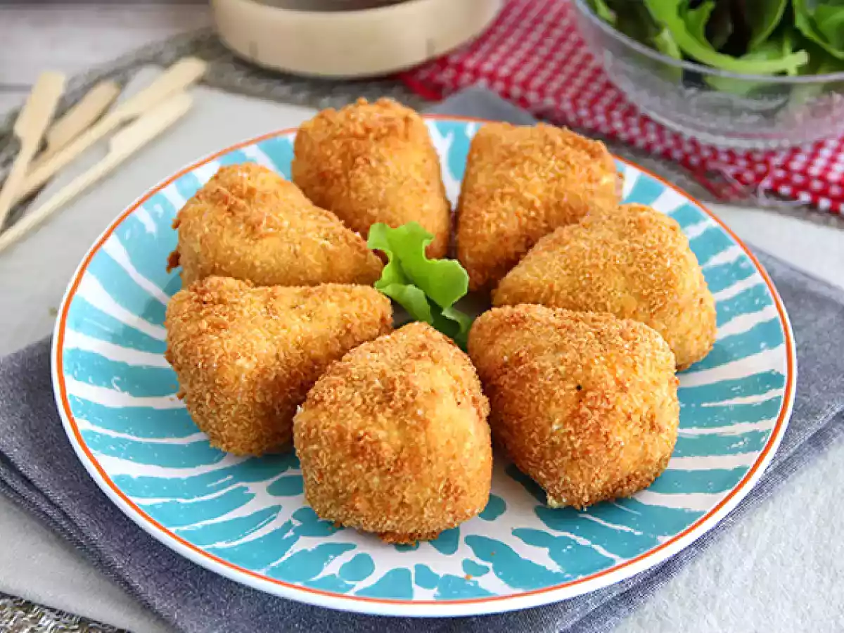 Breaded camembert, melty and crispy - photo 2
