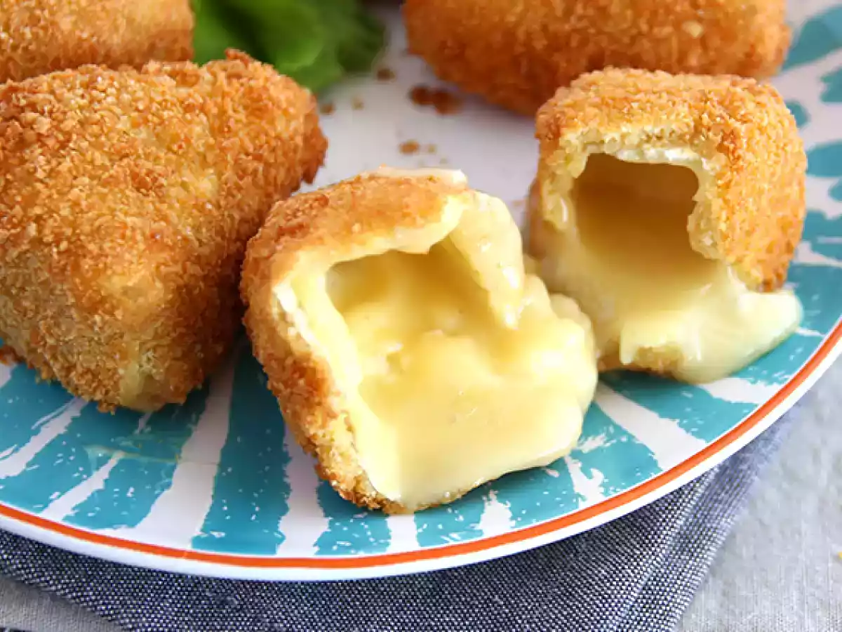 Breaded camembert, melty and crispy - photo 4
