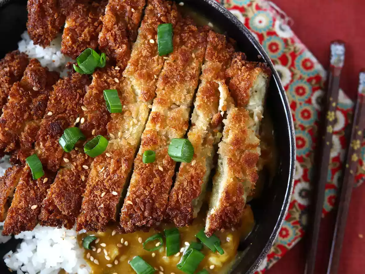 Breaded eggplant with panko breadcrumbs, katsu-style japanese curry but vegetarian - photo 3