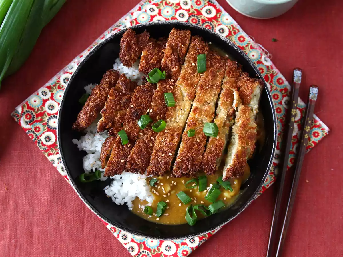 Breaded eggplant with panko breadcrumbs, katsu-style japanese curry but vegetarian - photo 5