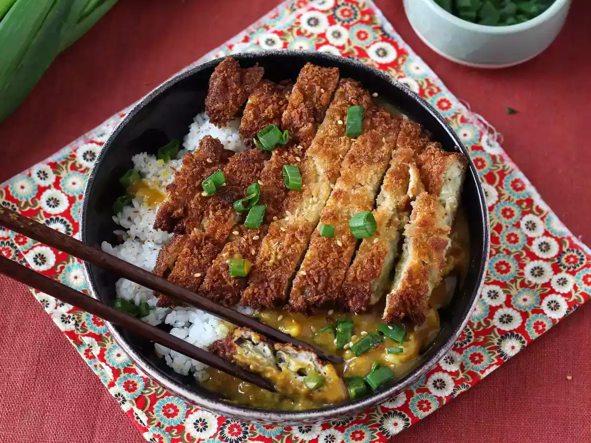 Breaded eggplant with panko breadcrumbs, katsu-style japanese curry but vegetarian - photo 7