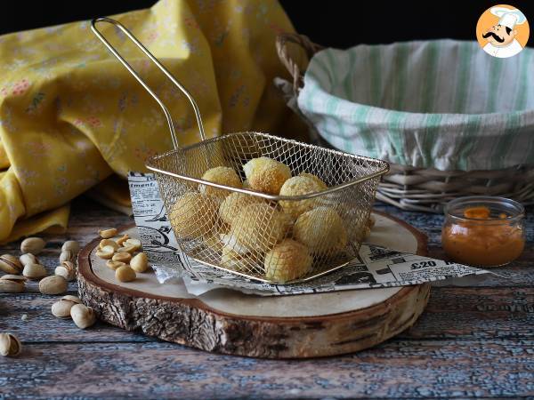 Breaded mozzarella balls in airfryer - photo 3