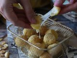 Breaded mozzarella balls in airfryer, photo 1
