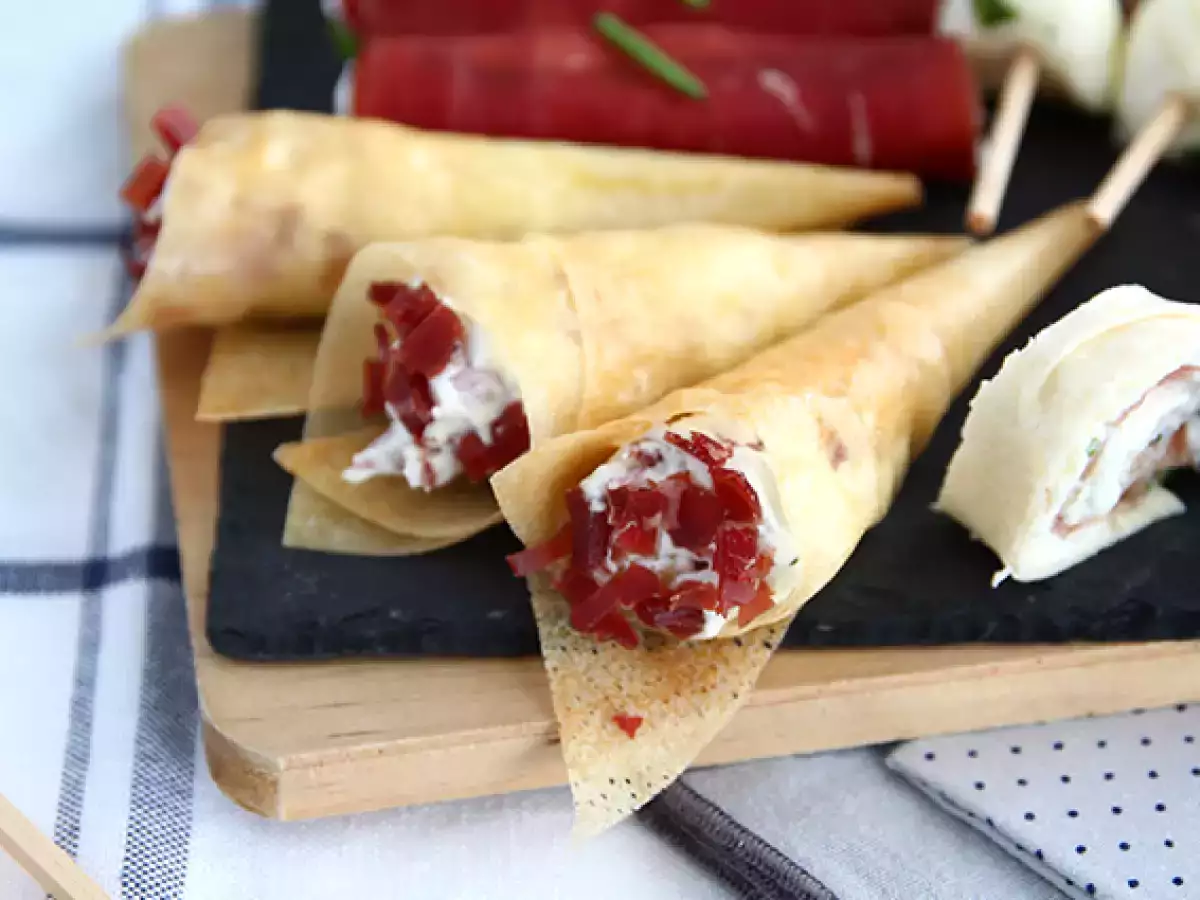 Brick pastry cones with Grisons cured beef - photo 2