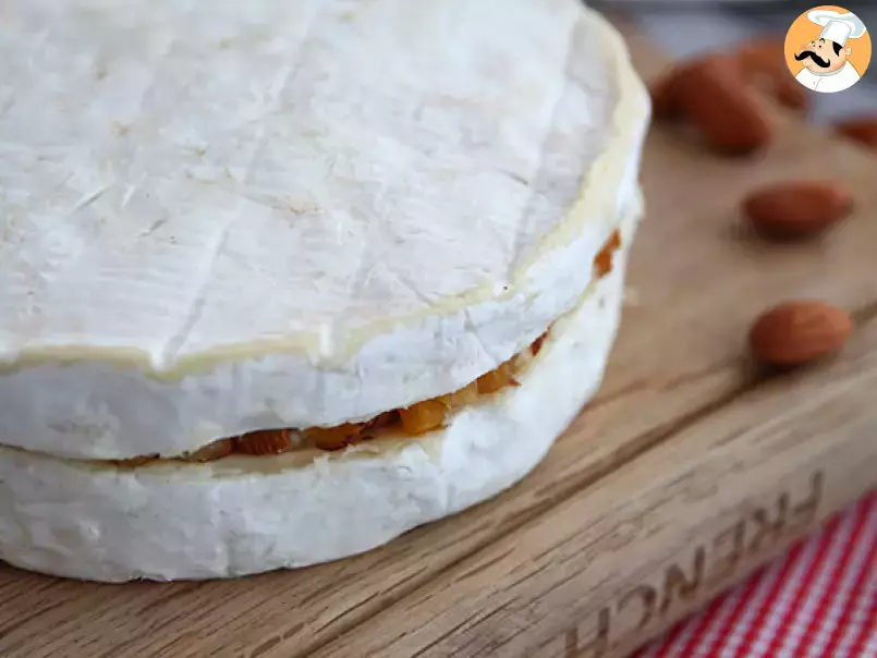 Brie cheese stuffed with apricots and almonds, photo 4
