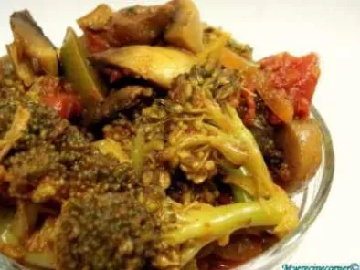 Broccoli and Mushroom Curry