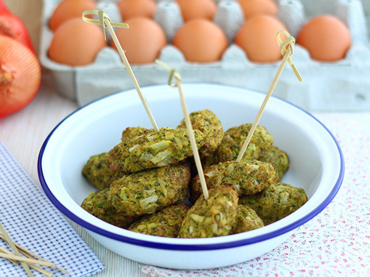 Broccoli balls - Video recipe!