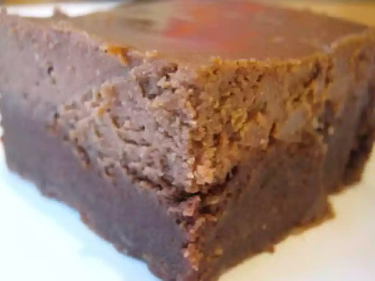 Brownie bottom nutella cheesecake bars