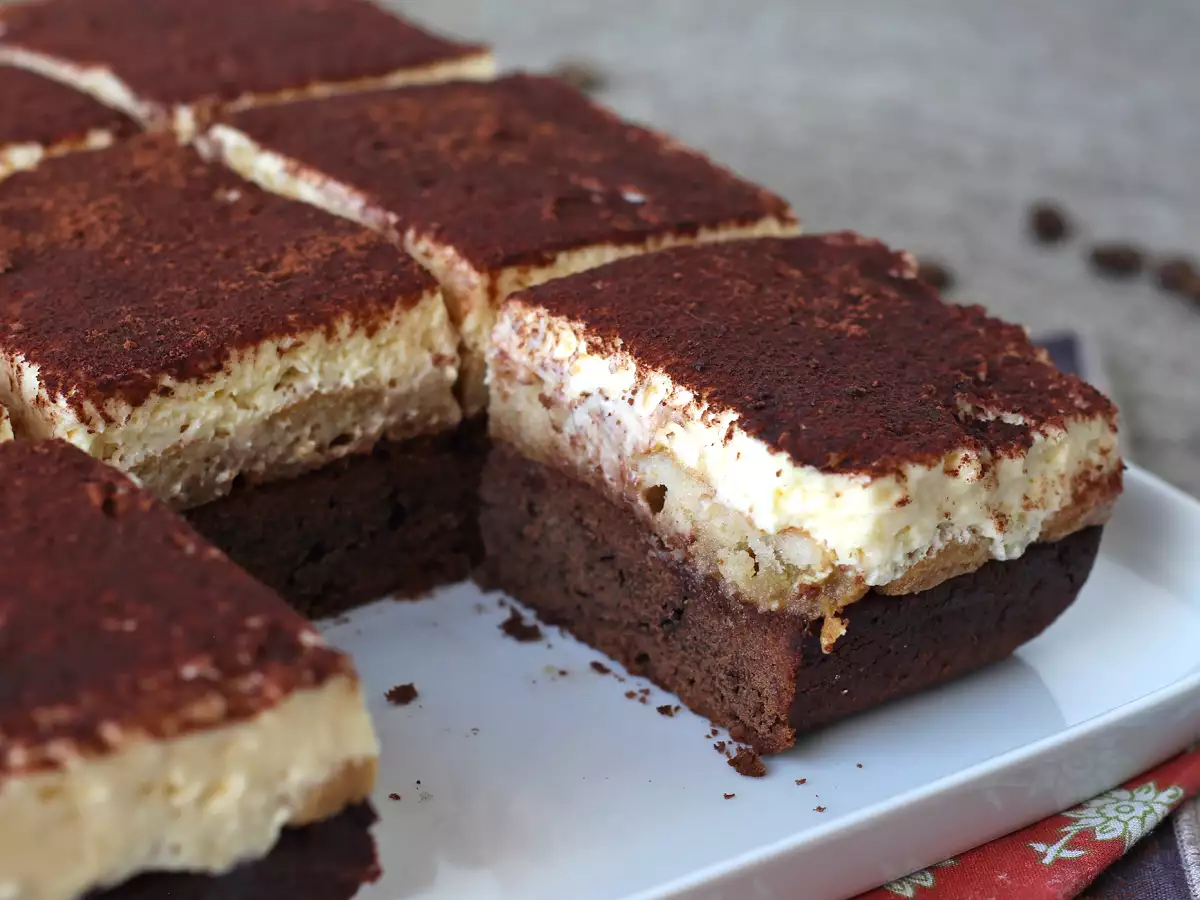Brownies and tiramisu lovers, we've got the perfect cake for you! - photo 2