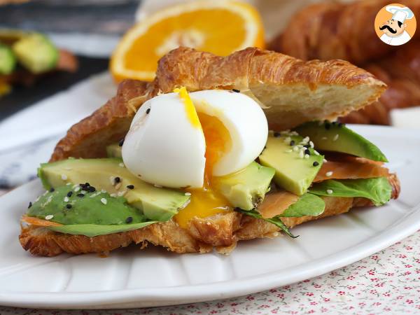 Brunch-style croissant sandwich