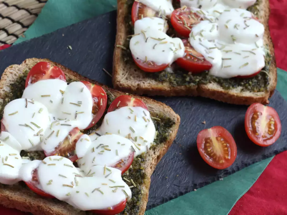 Bruschetta with pesto, cherry tomatoes, and mozzarella - photo 2