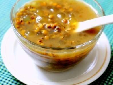Bubur Kacang Hijau (Green Beans Porridge)