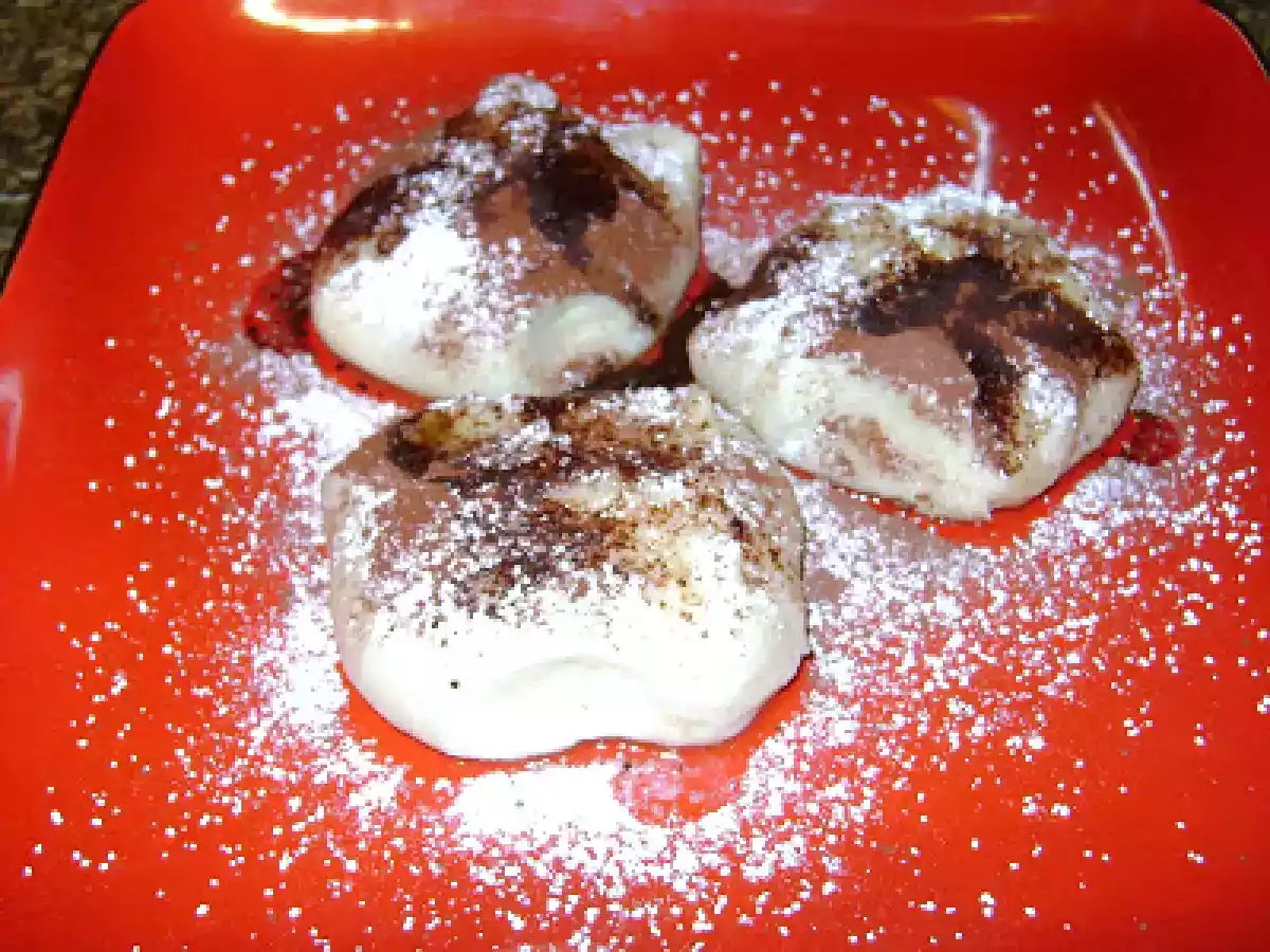 Buchty Na Pare - Steamed Sweet Dumplings
