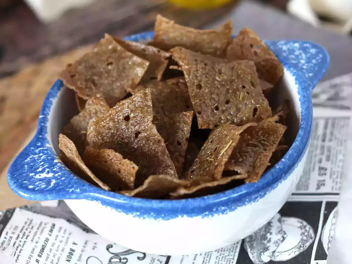 Buckwheat crepe chips: perfect for an aperitif!