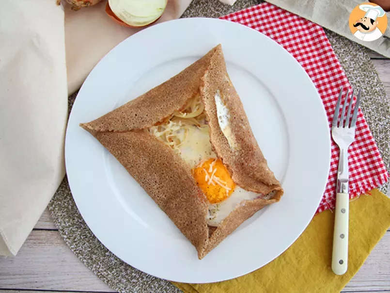Buckwheat galette with ham, egg and cheese - photo 3