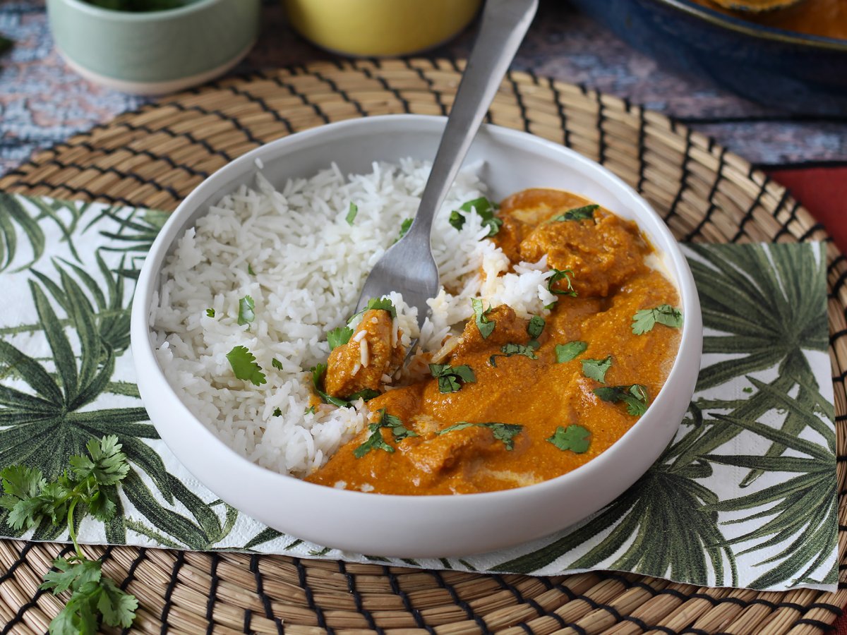 Butter chicken, the traditional Indian dish - photo 5