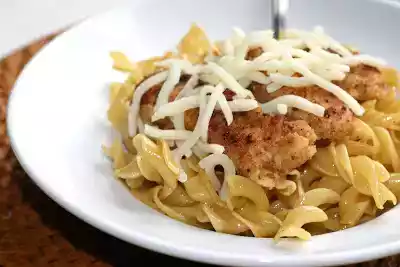 Buttered egg noodles with parmesan chicken recipe