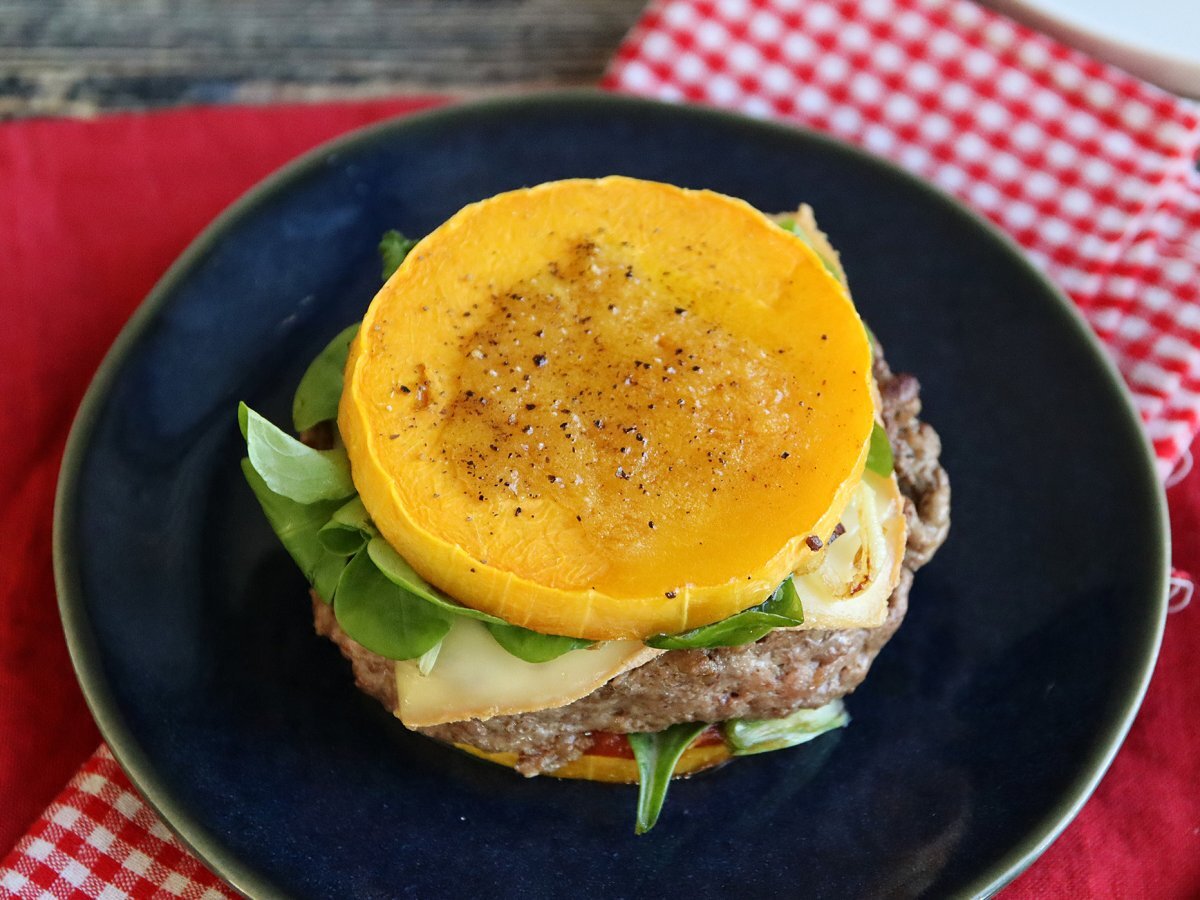 Butternut burgers (without bread!) - photo 3