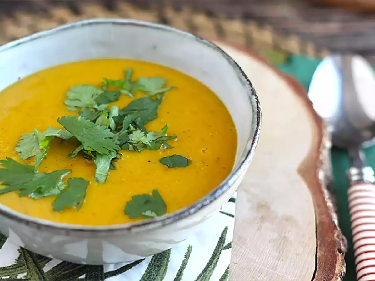Butternut squash and red lentil soup - photo 3