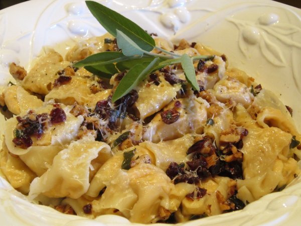 Butternut Squash Tortellini with Brown Butter Sauce (visit site!)