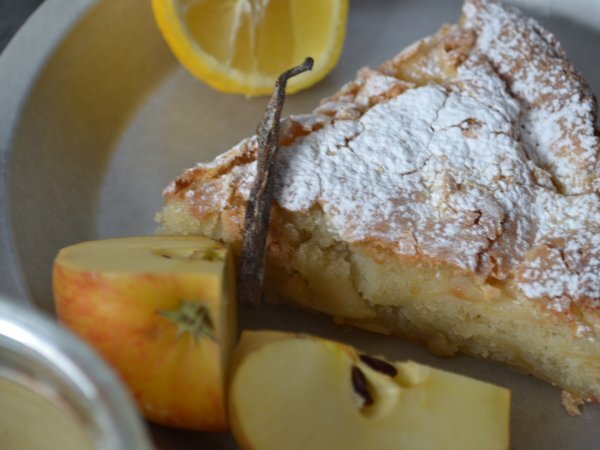 Buttery apple cake