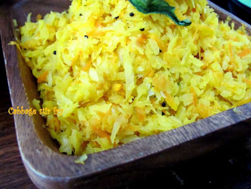 Cabbage Mezhukkupurathi (cabbage- carrot stir fry) - photo 2