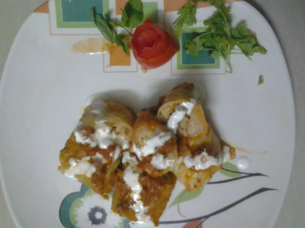 Cabbage rolls in tomato sauce