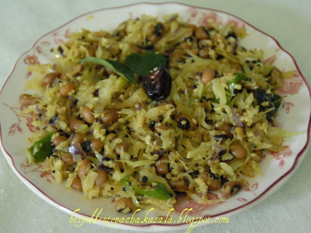 Cabbage with Black Eyed Beans Thoran - photo 2