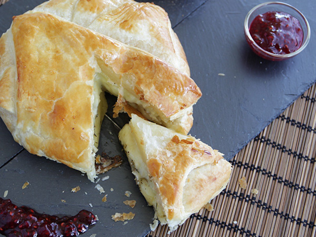 Camembert flaky pie - video recipe ! - photo 3