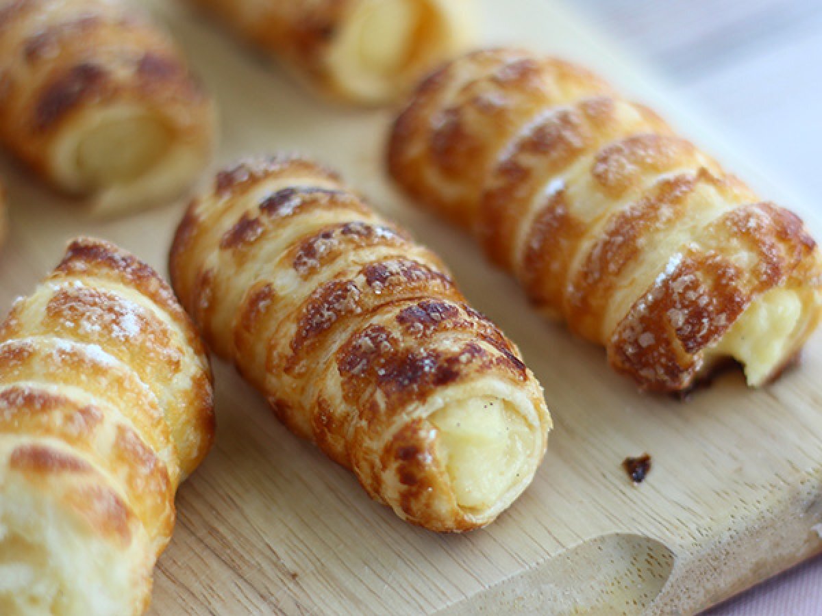 Cannoli with vanilla custard - photo 3