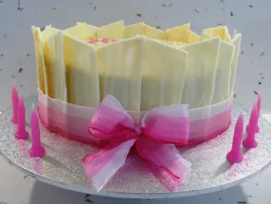 Crafty Cakes | Exeter | UK - Pink Hearts & Shards Drip Cake