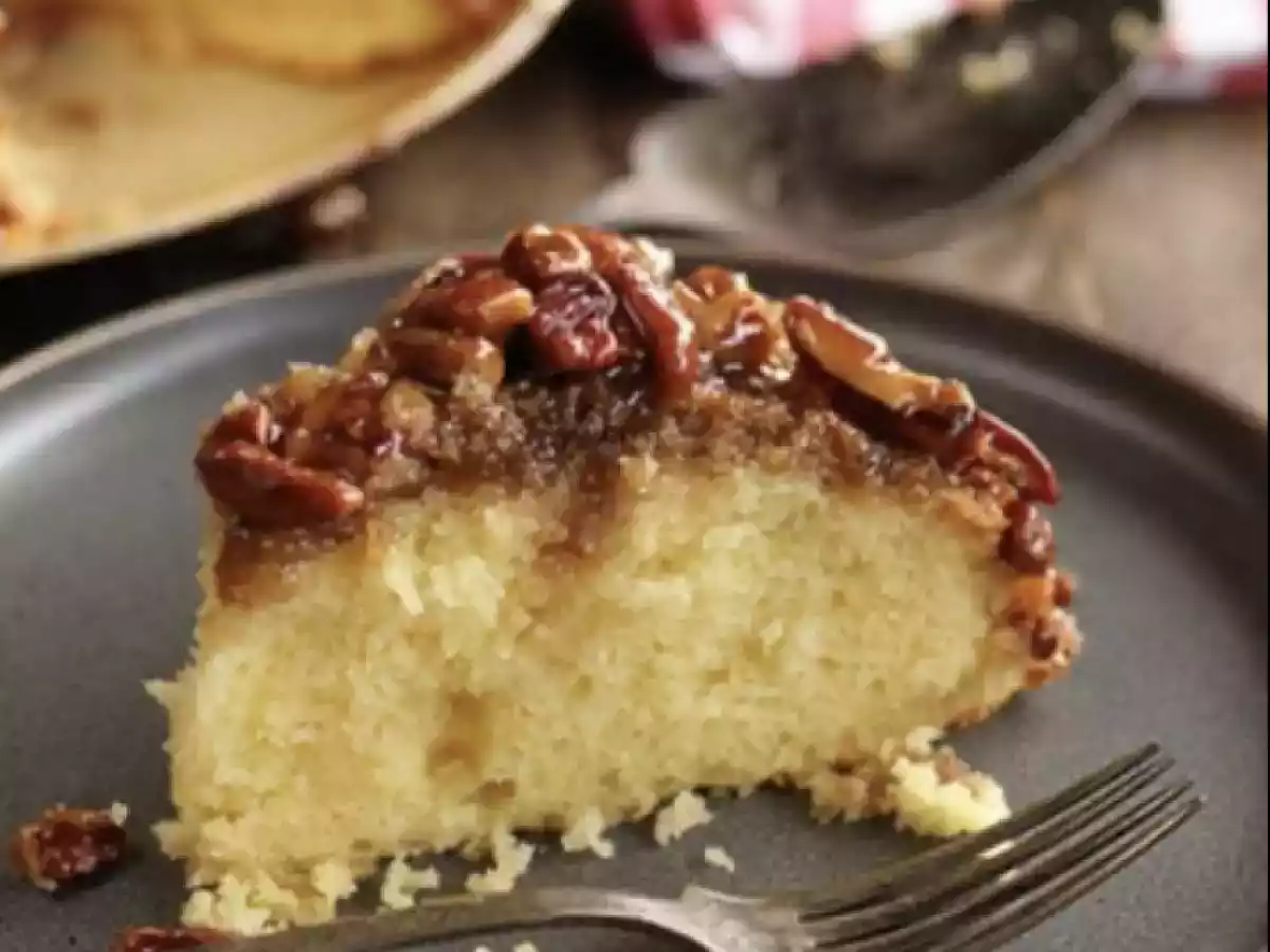Caramel Pecan Upside-Down Cake - photo 4