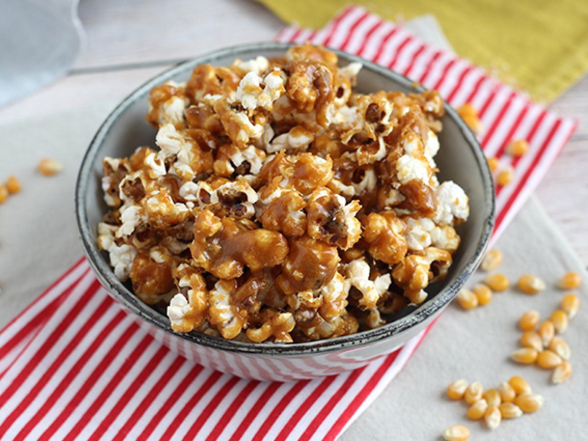 Caramel popcorns - photo 2