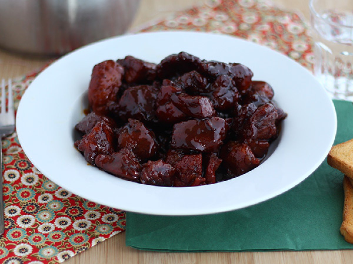 Caramelized pork - Video recipe!